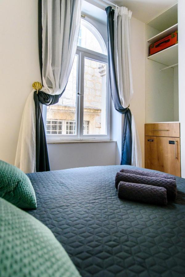 Street Buzz Old Town Apartment By Duhomes Dubrovnik Bagian luar foto