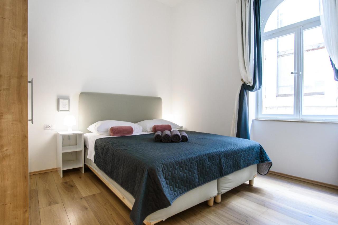 Street Buzz Old Town Apartment By Duhomes Dubrovnik Bagian luar foto